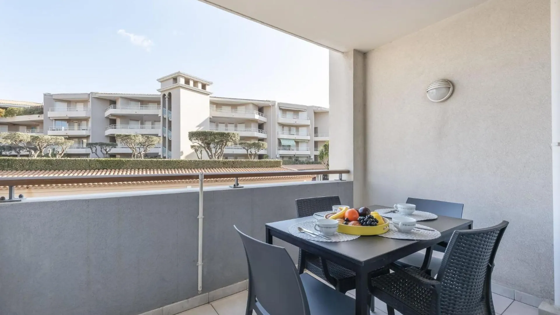 Apartment Beau Rivage-2 By Interhome Cavalaire-sur-Mer